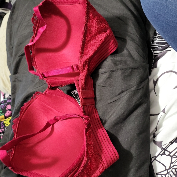 Dark red very sexy bra - Picture 2 of 4